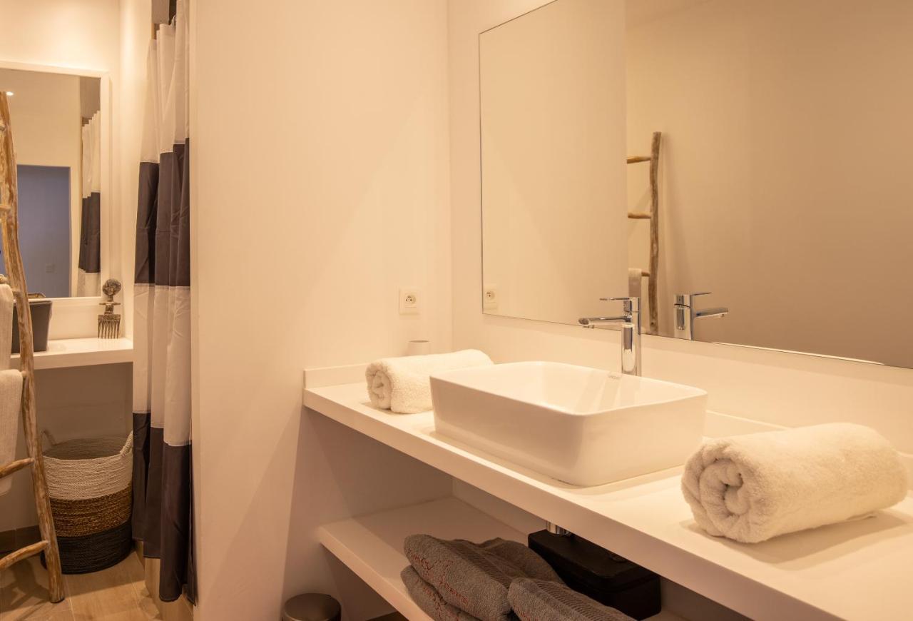 Stunning New Apartment With View Of Orient Bay Quarter of Orleans Εξωτερικό φωτογραφία